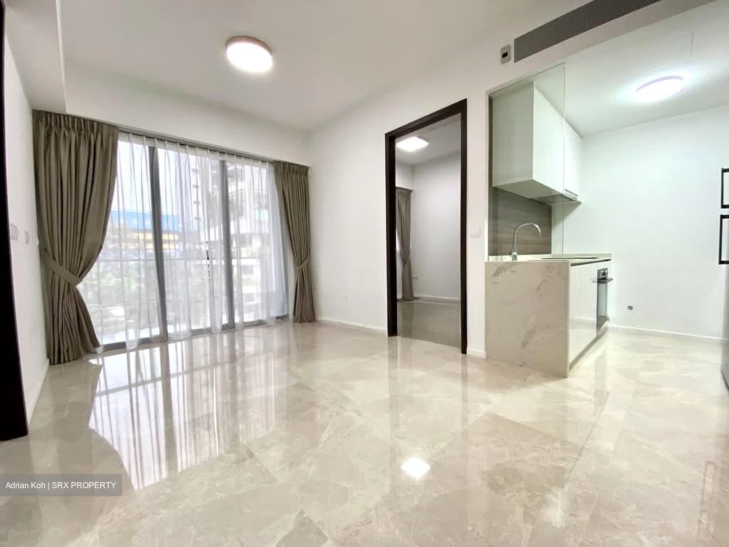 Amber 45 (D15), Apartment #559600281